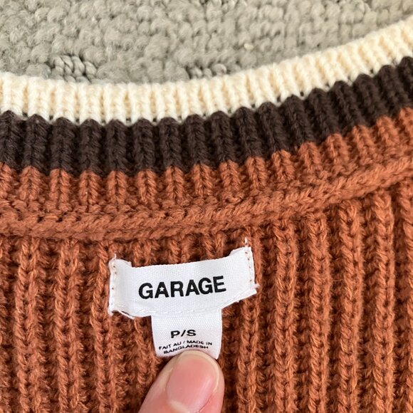 Brown Cropped Sweater Vest - size S - Picture 4 of 6